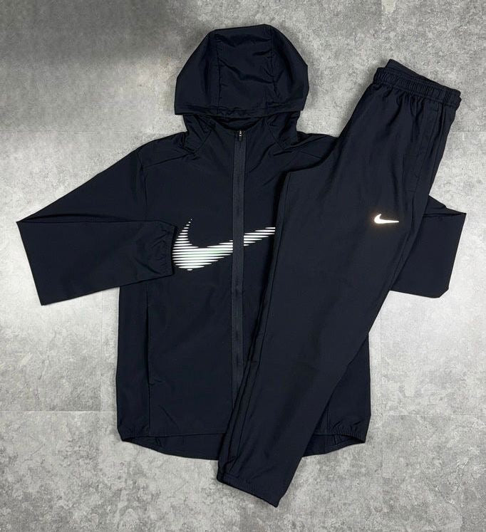 BLACK NIKE TRACKSUIT